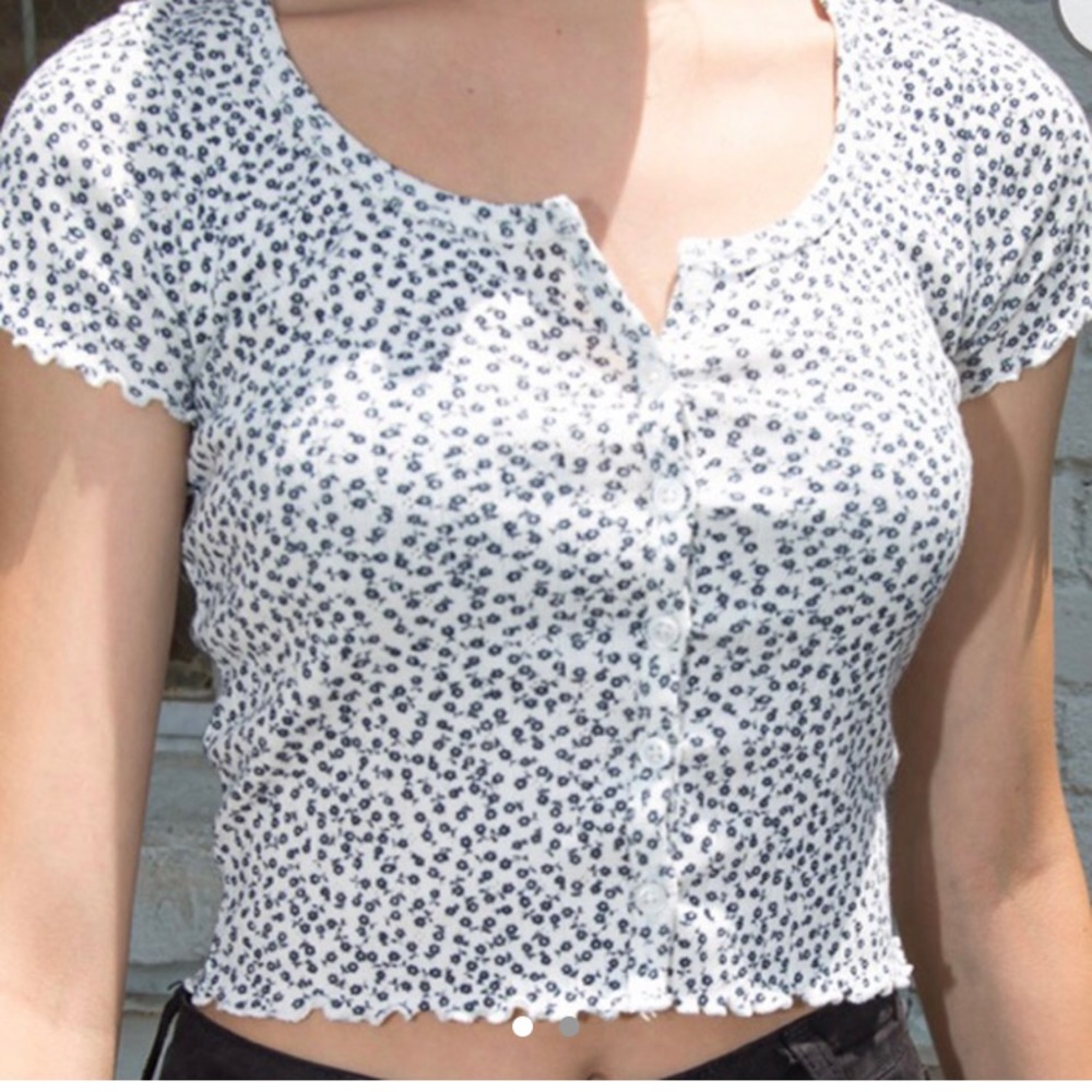 Brandy Melville B&W Zelly Top